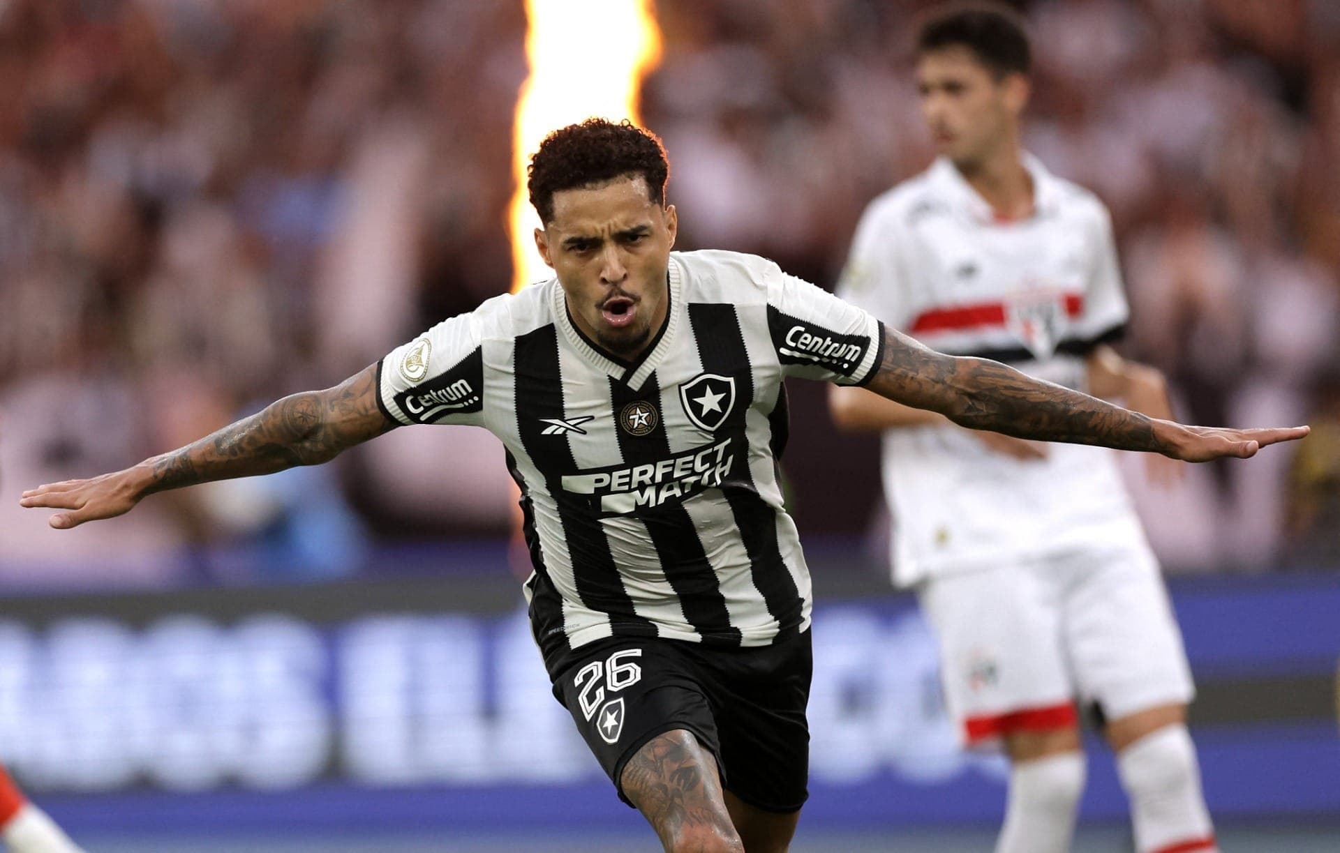 Gregore comemora gol do Botafogo