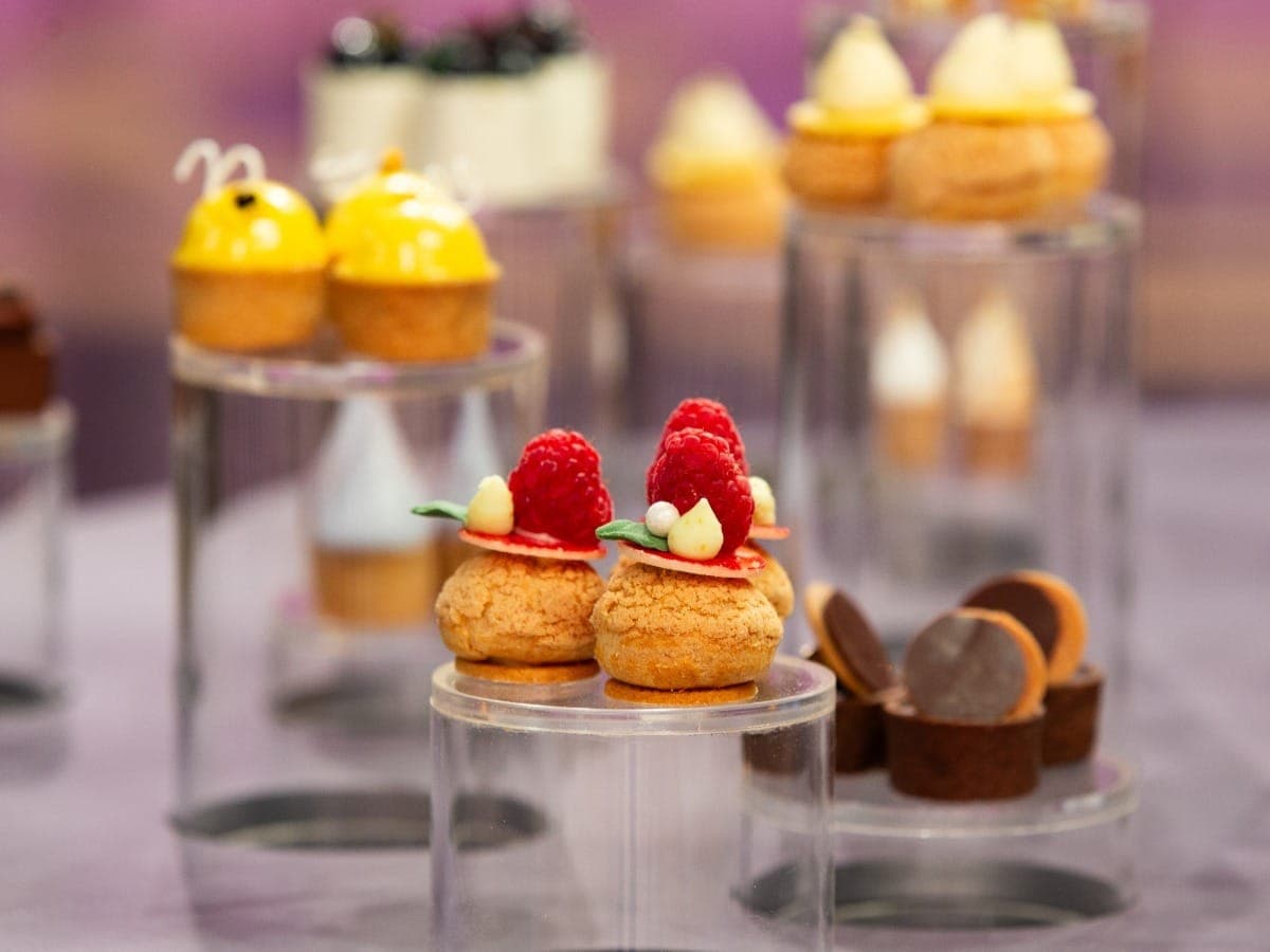Mignardises são tema de prova na semifinal do MasterChef Confeitaria