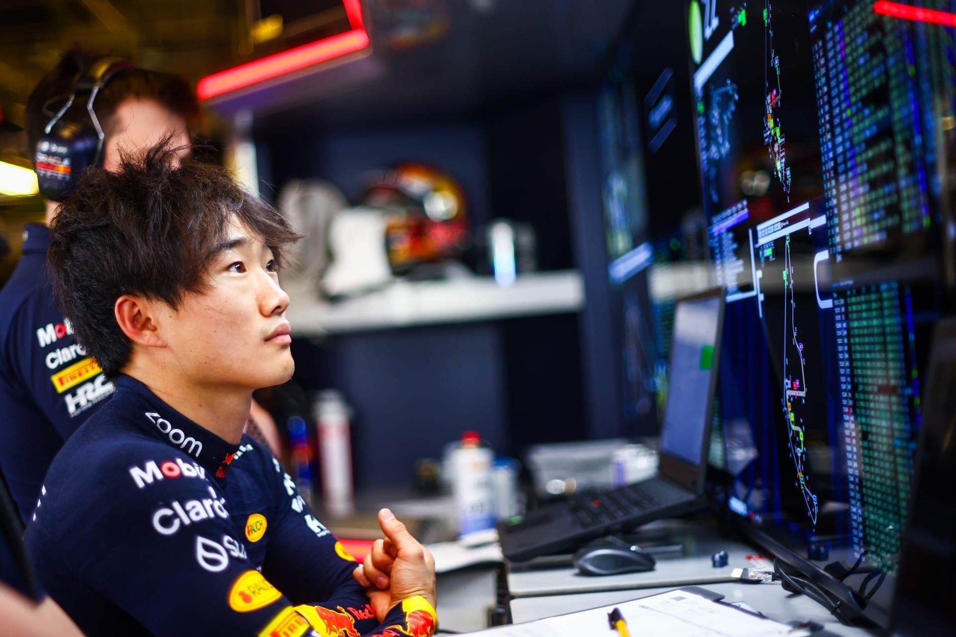 Yuki Tsunoda será piloto reserva da Red Bull em 2025