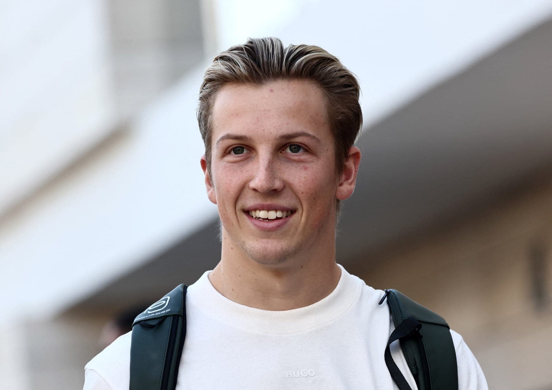 Liam Lawson assume lugar de Sergio Pérez como piloto da Red Bull Racing, na temporada de 2025 da Fórmula 1