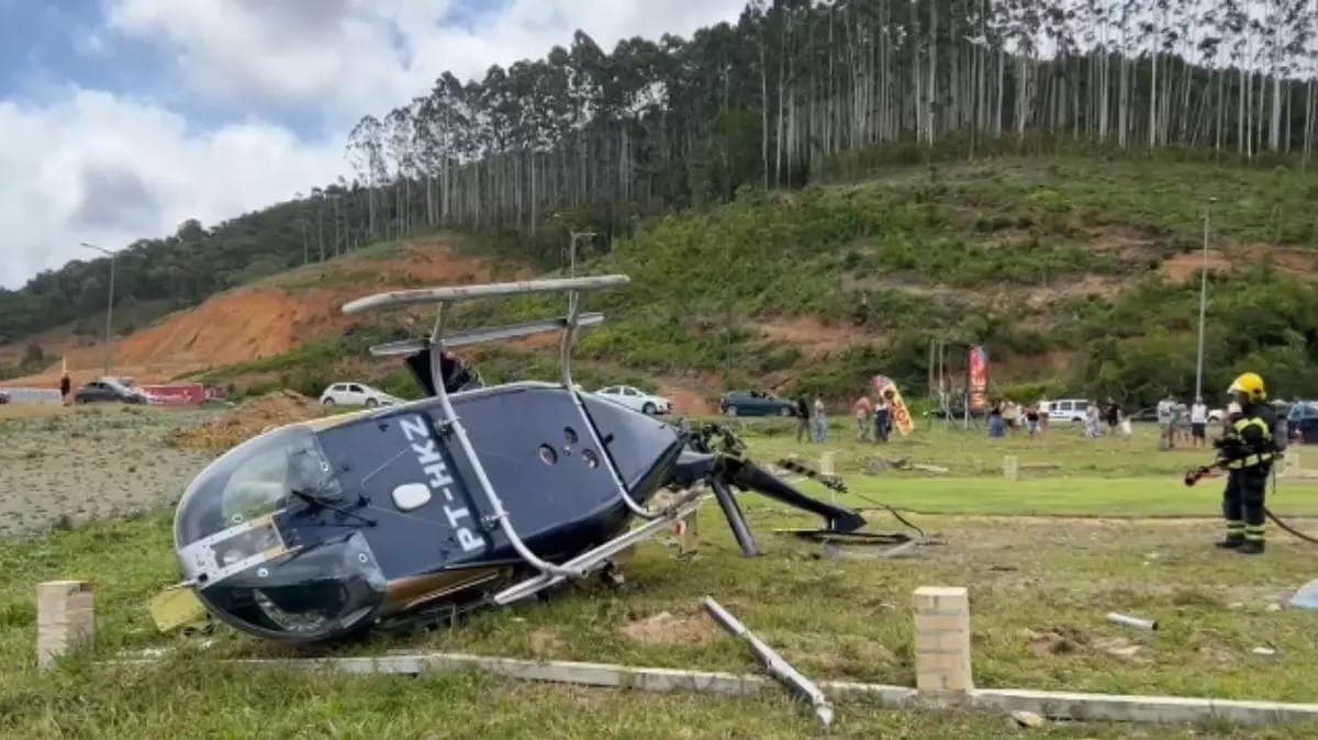 Helicóptero que caiu ao lado do Beto Carrero