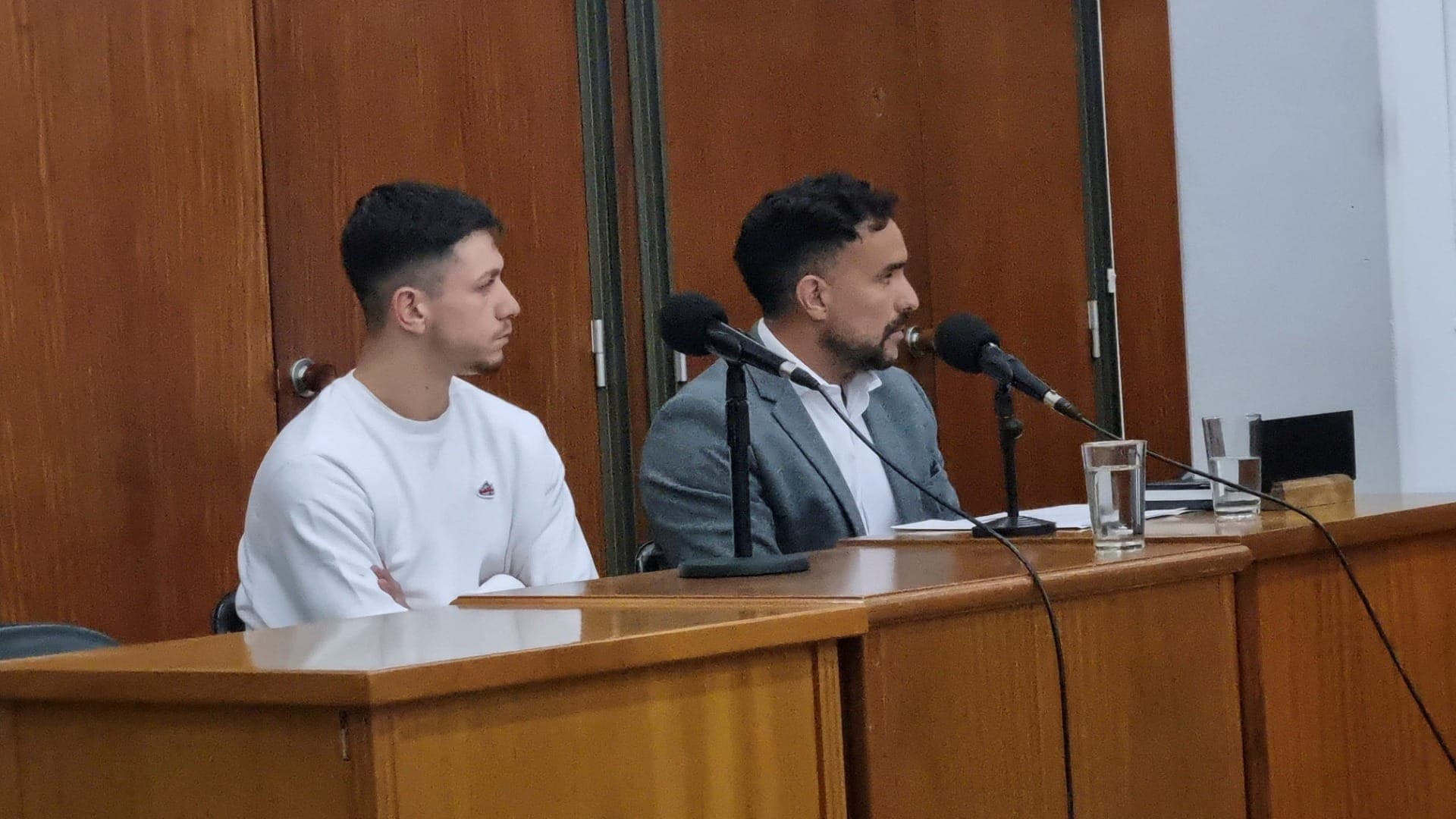 Rodrigo Garro em audiência na Justiça da Argentina