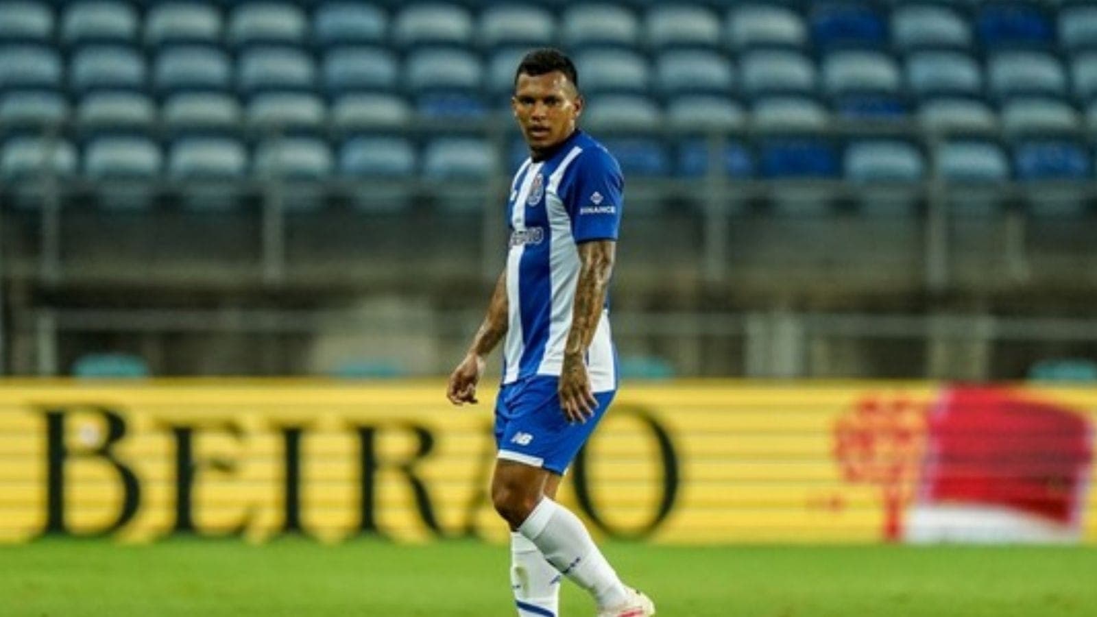 Atacante pertence ao Porto e defendeu o Cruzeiro em 2024