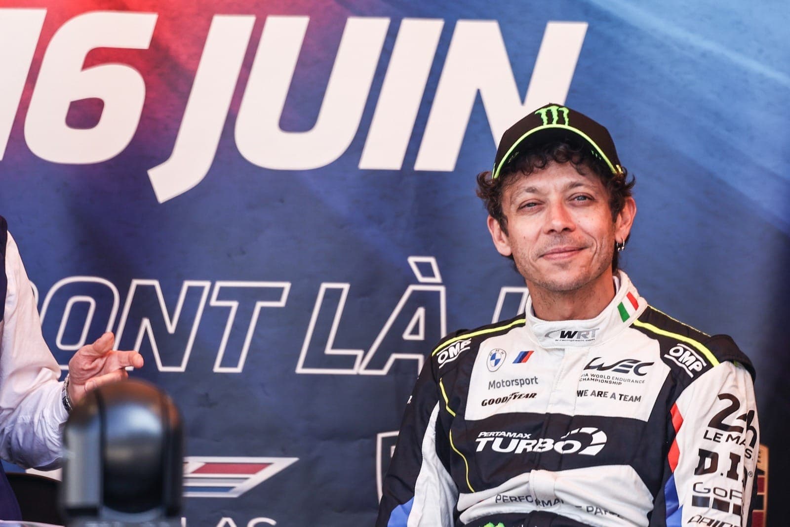 BMW anuncia Valentino Rossi para correr com a Team WRT na temporada de 2025