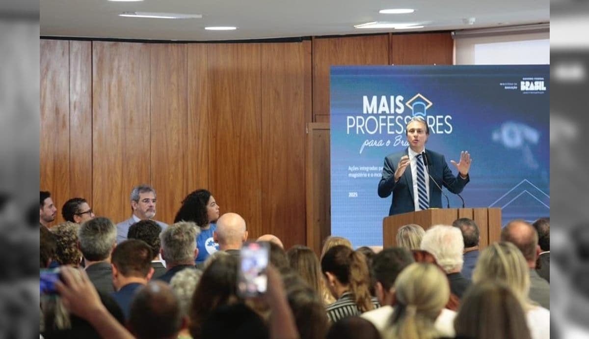 Governo lança programa “Mais Professores para o Brasil”