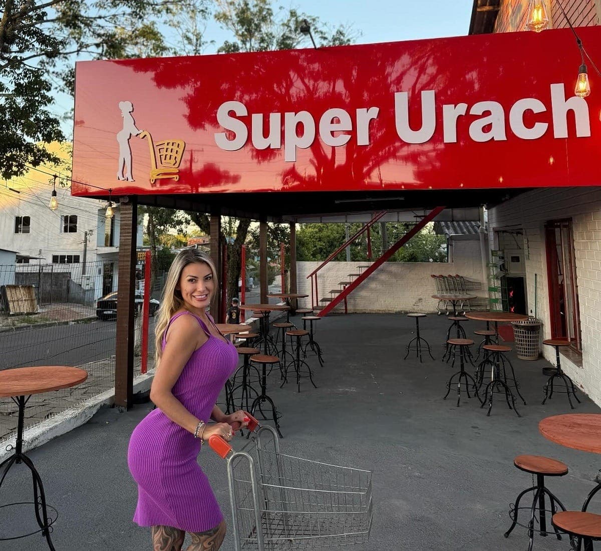 Como é o supermercado de Andressa Urach no Rio Grande do Sul; confira