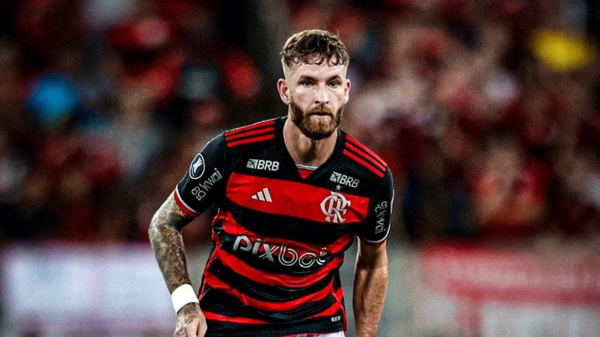 Flamengo libera Léo Pereira para voltar ao Brasil e “tratar de problema pessoal”