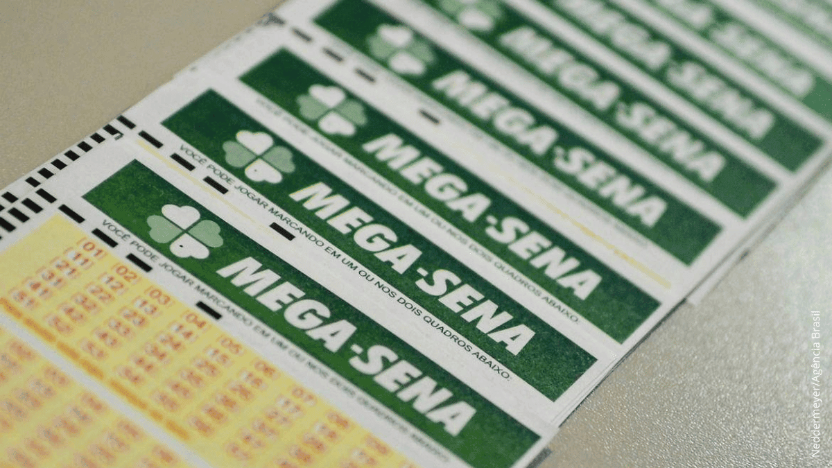 Funcionária de lotérica é presa depois de roubar bilhete premiado