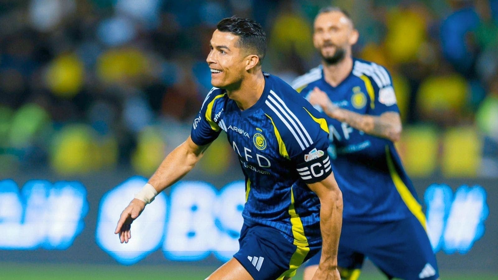 Cristiano Ronaldo comemora gol contra o Al Khaleej