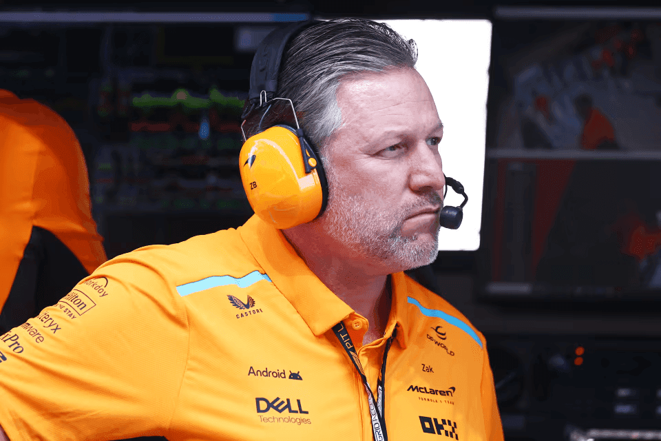 Zak Brown defende equipes pagarem parte do salário dos comissários