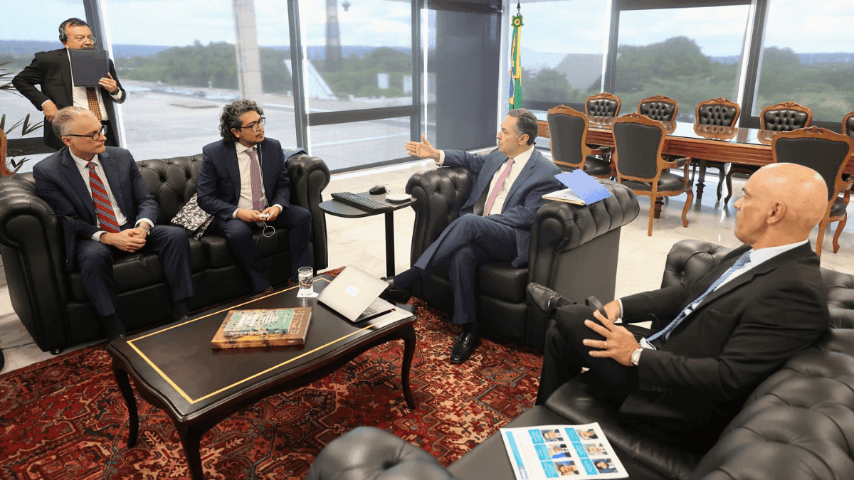 Ministros do STF recebem delegação da OEA em Brasília