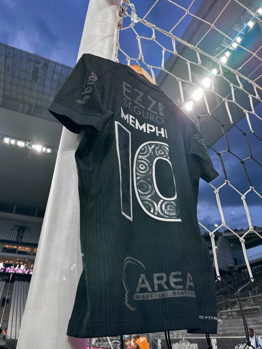 Memphis vai usar a 10 do Corinthians a partir de agora