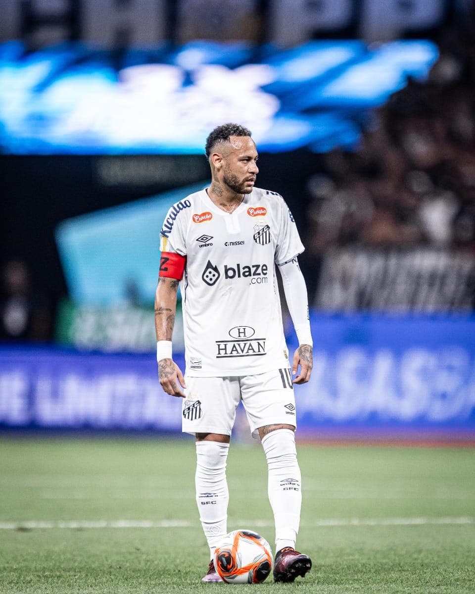Corinthians venceu o Santos por 2 a 1, no primeiro clássico de Neymar após sua volta