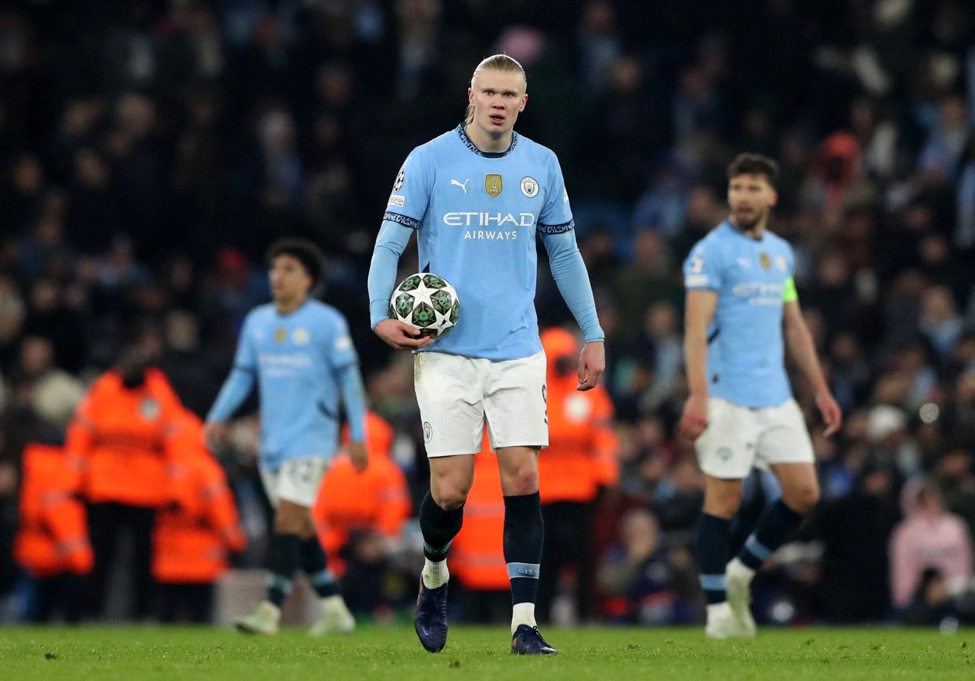 Manchester City sofreu a virada e perdeu o jogo de ida para o Real Madrid no playoff da Champions League