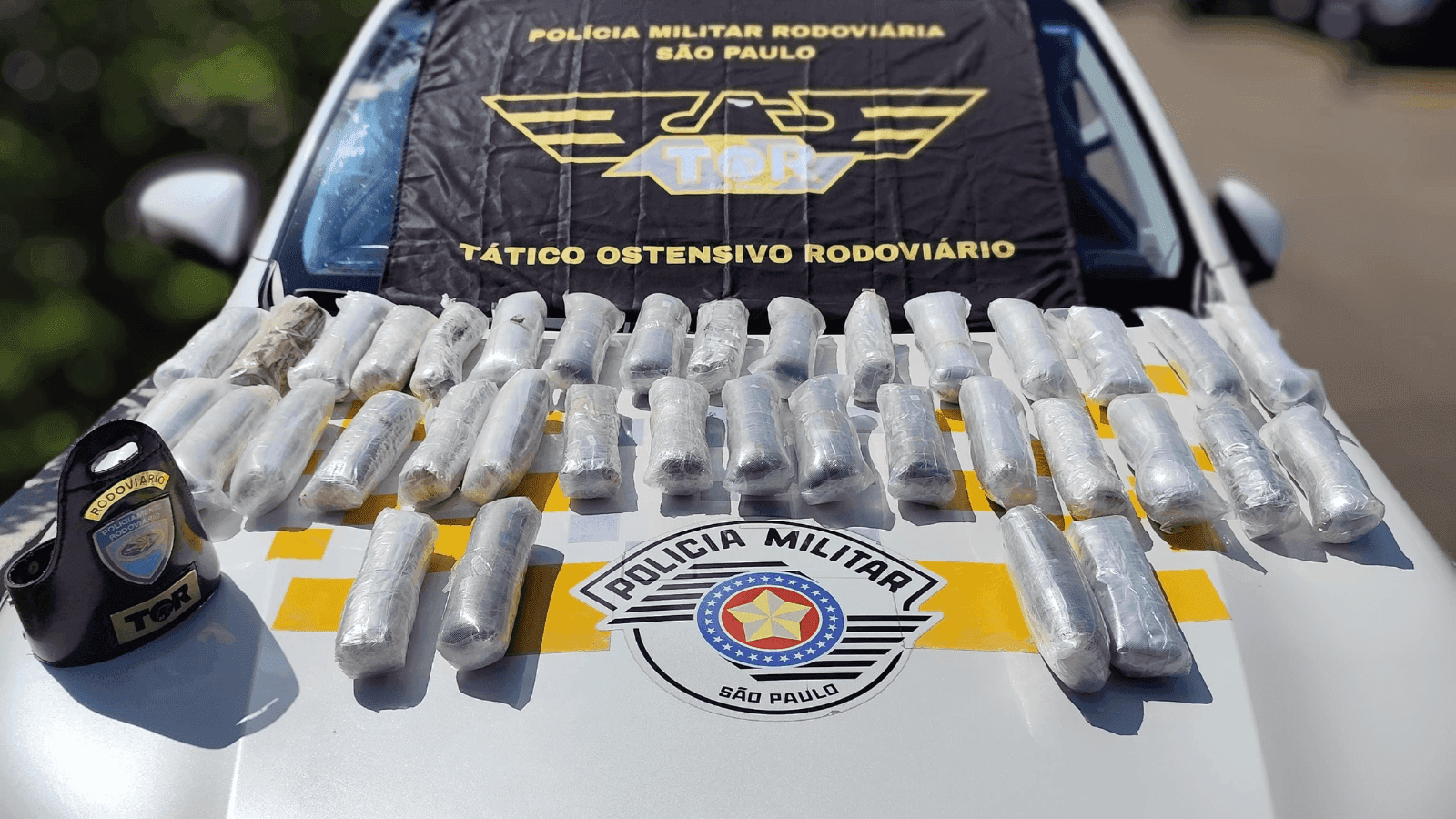 A droga estava escondida no interior de um carro