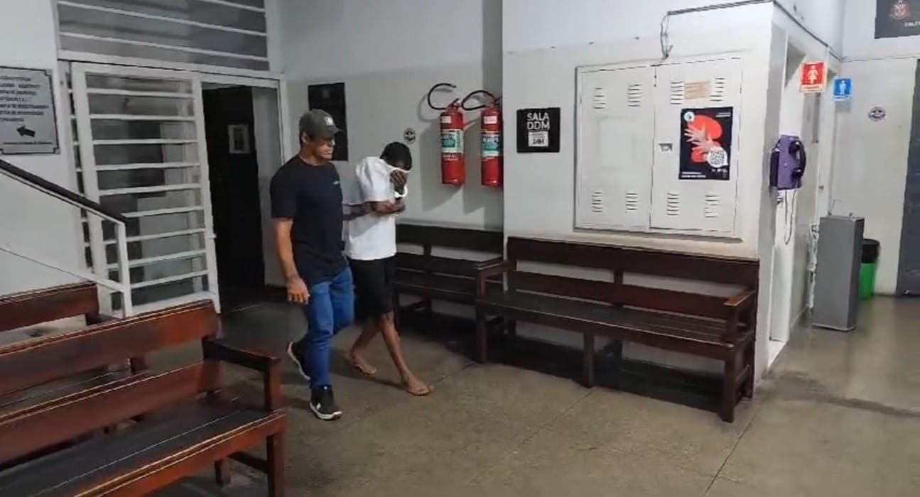 ‘Kibe do PCC’ é preso por suspeita de envolvimento na execução de agente penal em SP