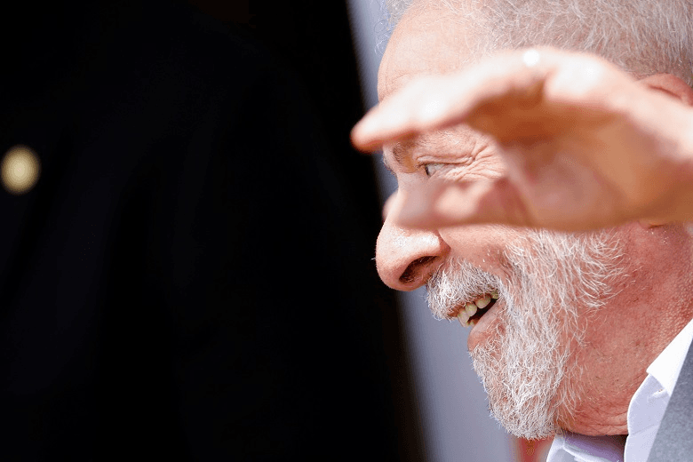 Lula em coletiva de imprensa no prédio do governo de transição. 2/12/22