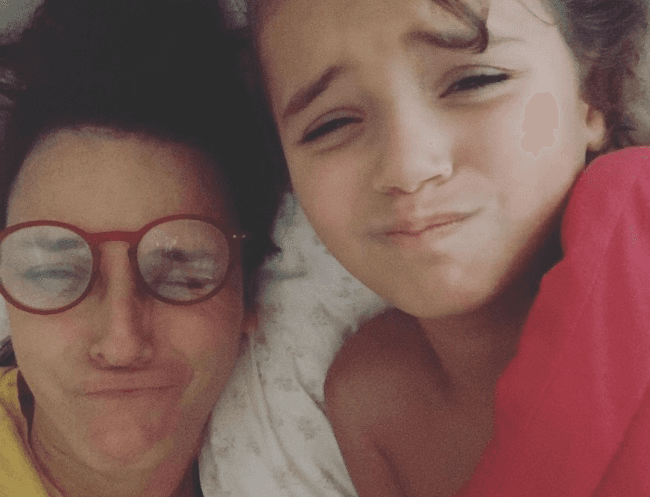 Helena Rizzo sobre maternidade: “É um ‘segurar a onda’ constante”