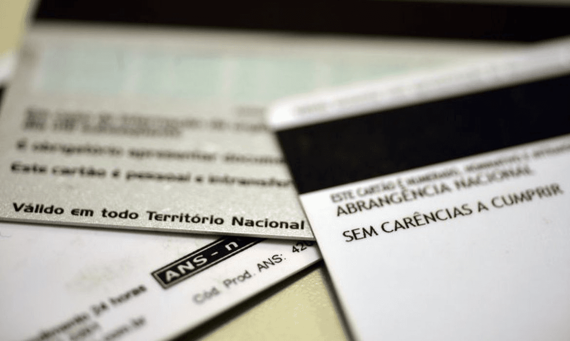 ANS suspende temporariamente venda de 70 planos por reclamações de cobertura