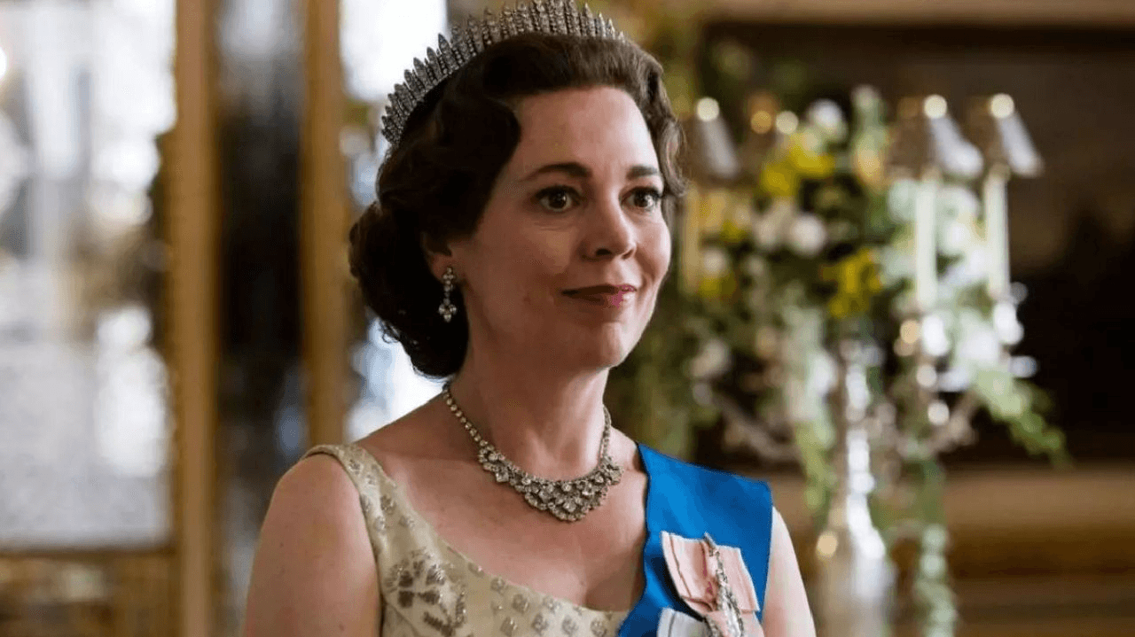 Cena da série The Crow, com Olivia Colman