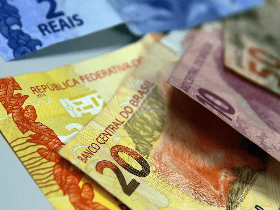 Quando o pagamento dp 13º salário é feito em parcela única, ele deve ser feito até 30 de novembro