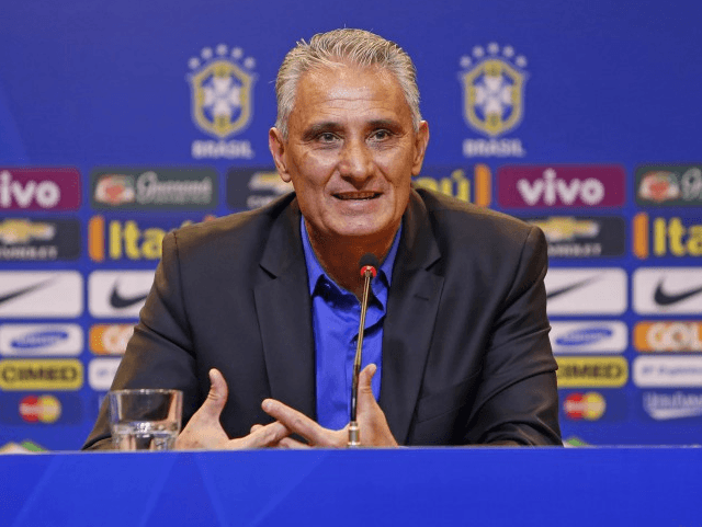 Tite vai poder contar com atletas que jogam a Premier League