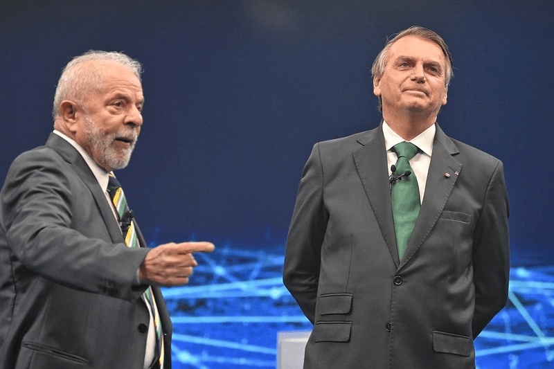 Lula e Bolsonaro disputam segundo turno da corrida presidencial