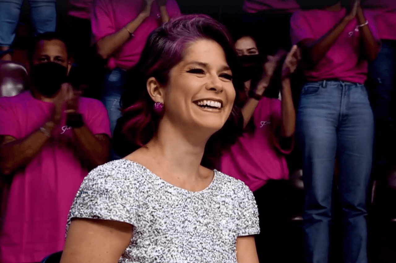 Samara Felippo relembrou início da trajetória como atriz