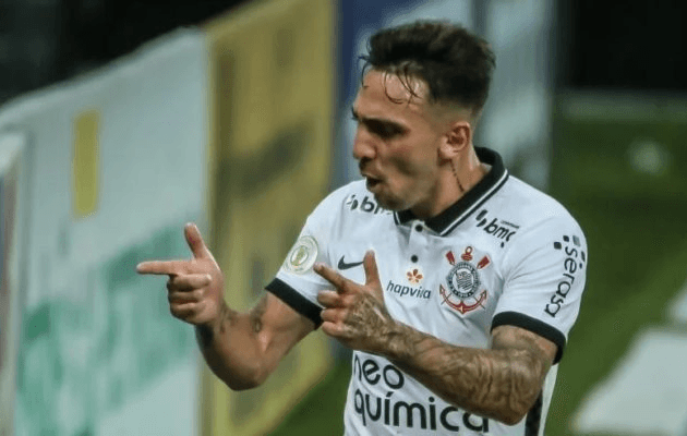 Gustavo Mosquito é um dos destaques do Corinthians
