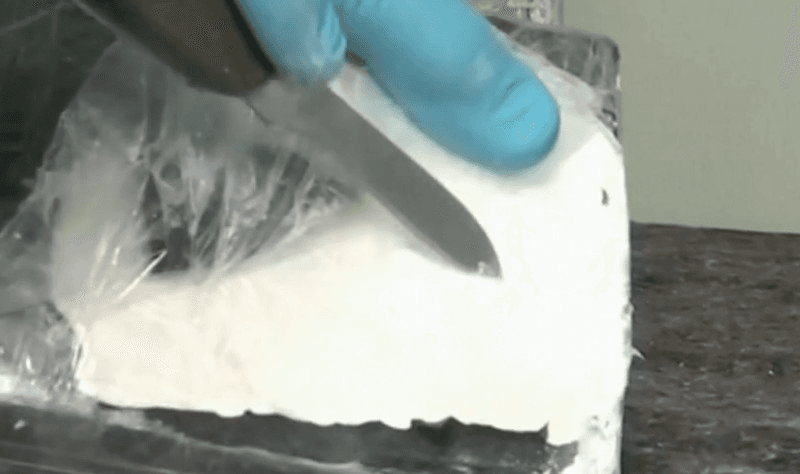 Mesmo sem produzir cocaína, Brasil é o maior exportador da droga