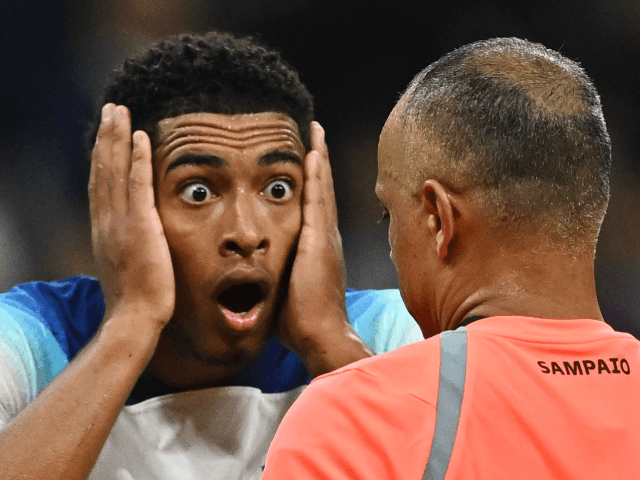 Jude Bellingham fica indignado com Wilton Pereira Sampaio
