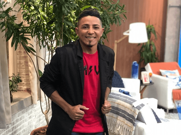 Elias Monkbel diz que Roonie Von o agradeceu por popularizar “O Carpinteiro” pelo Brasil