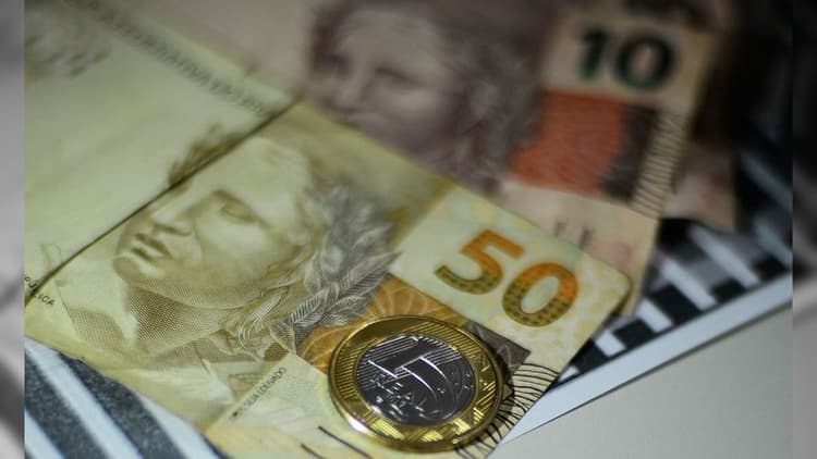 Dívida Bruta do Governo Geral sobe a 76,2% do PIB